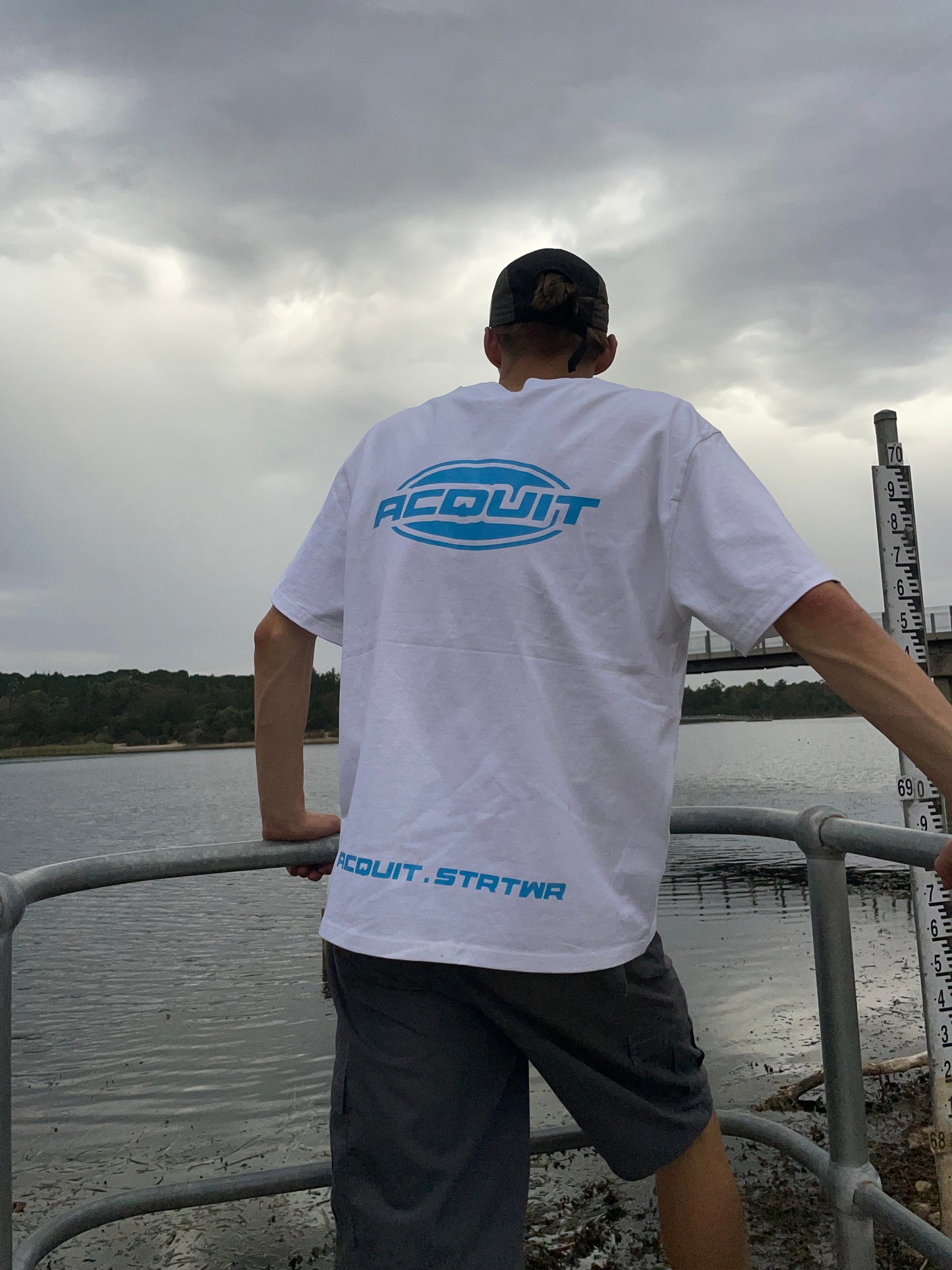 Acquit ‘Blue/White Tee’ - ACQUIT