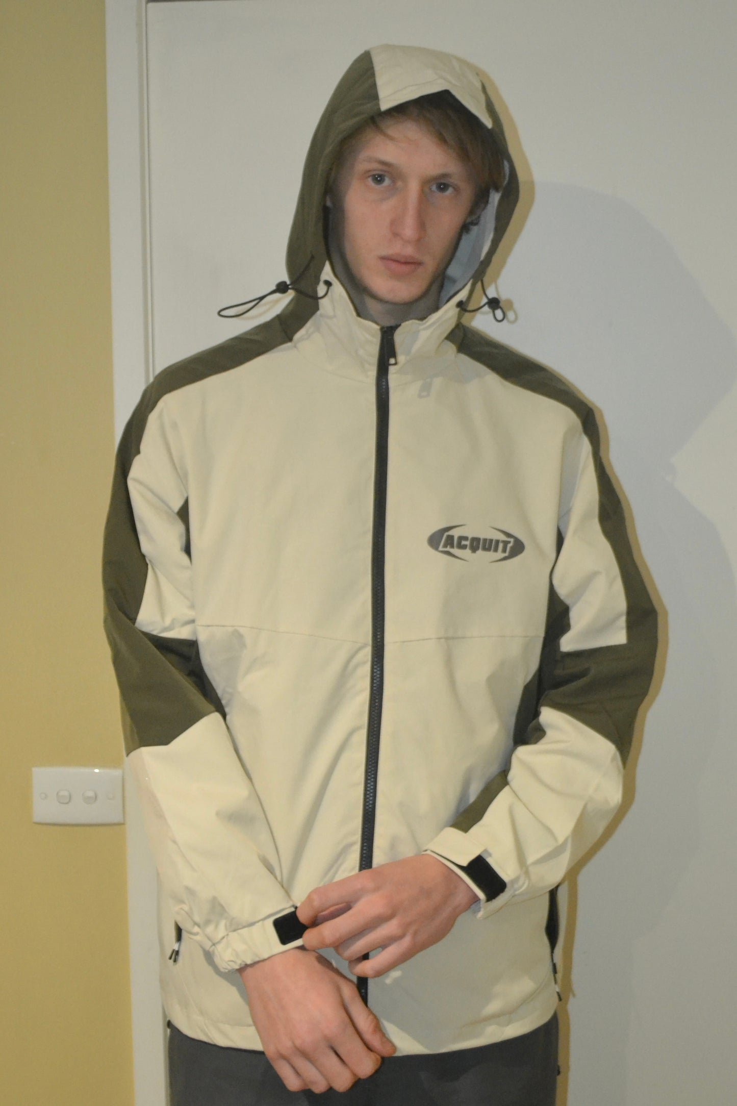 Acquit White & Olive ‘Winter Jacket’
